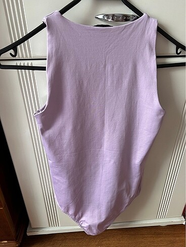 LC Waikiki Halter yaka lila body