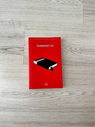 Fahrenheit 451 - Ray Bradbury