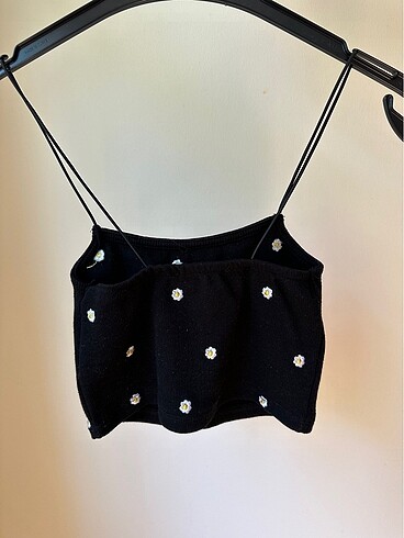 Bershka Papatya desenli crop