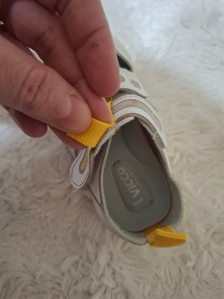 Beyaz Erkek Bebek İlk Adım Ayakkabısı Velcro - Görsel 3