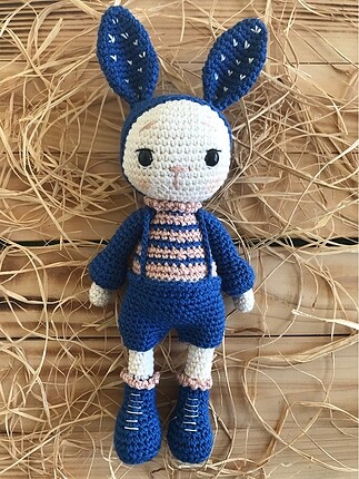 Amigurumi tavşan miti