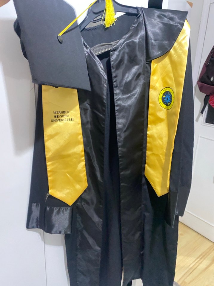 Beykent üniversitesi cübbe Mezuniyet - Görsel 3