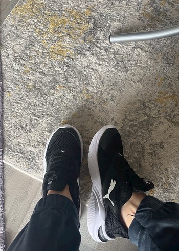 38 Beden Siyah Puma Kadın Spor Ayakkabı