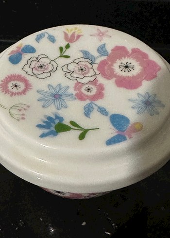 Pastel Çiçek Desenli Kapaklı Beyaz Saklama bitki çayı süzgeci - Görsel 2