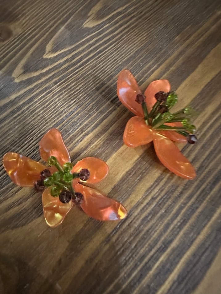 Renkli Boncuklu Çiçek Küpe - Görsel 2