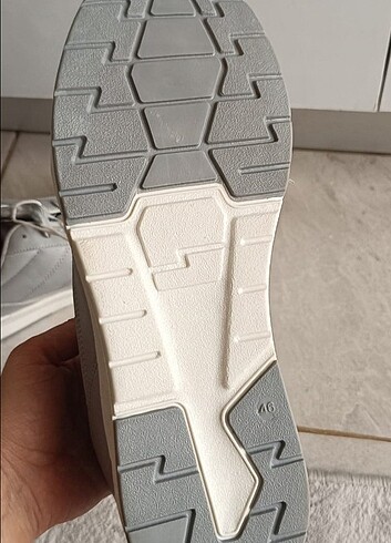 45 Beden Erkek Spor Ayakkabısı
