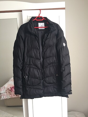 Moncler siyah mont