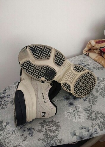 New balance spor ayakkabi