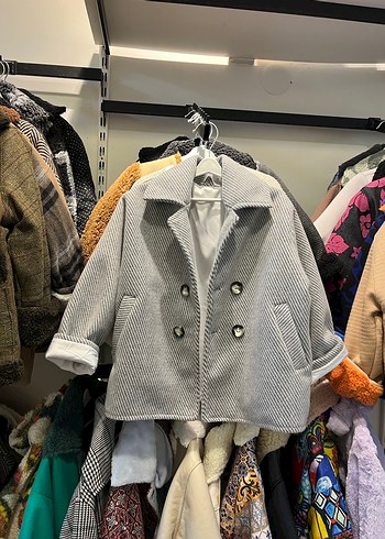 Erkek Çocuk Gri Düğmeli Yün Kaban - Görsel 5