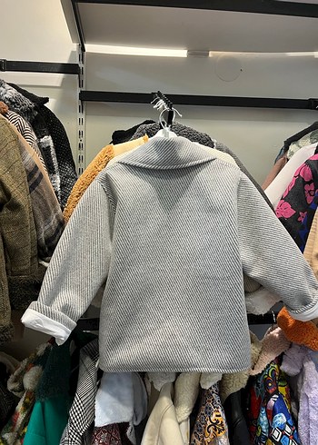 Erkek Çocuk Gri Düğmeli Yün Kaban - Görsel 3