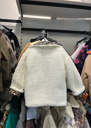 Leopar Desenli kalın çocuk mont - Görsel 6