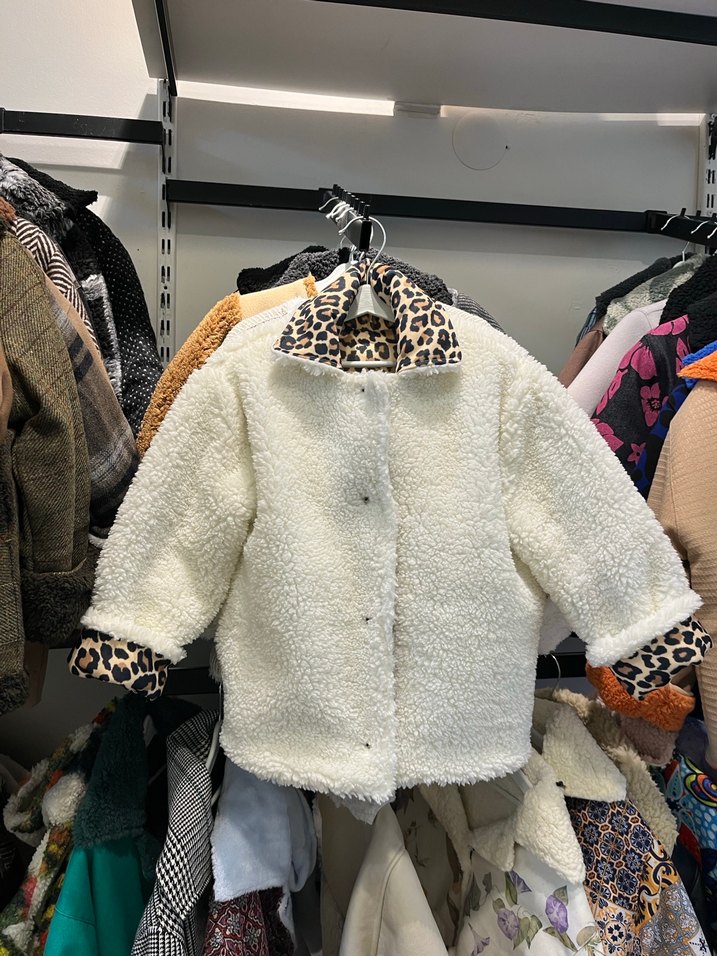 Leopar Desenli kalın çocuk mont - Görsel 5