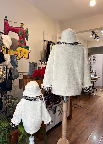 Leopar Desenli Beyaz Kürklü Kız Mont - Görsel 9