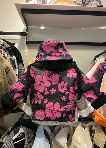 Kız Çocuk Pembe Baskılı Kürklü Kapüşonlu Mont - Görsel 4