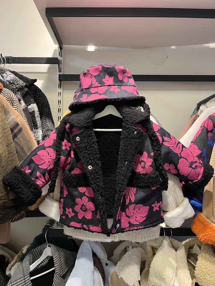 Kız Çocuk Pembe Baskılı Kürklü Kapüşonlu Mont - Görsel 3