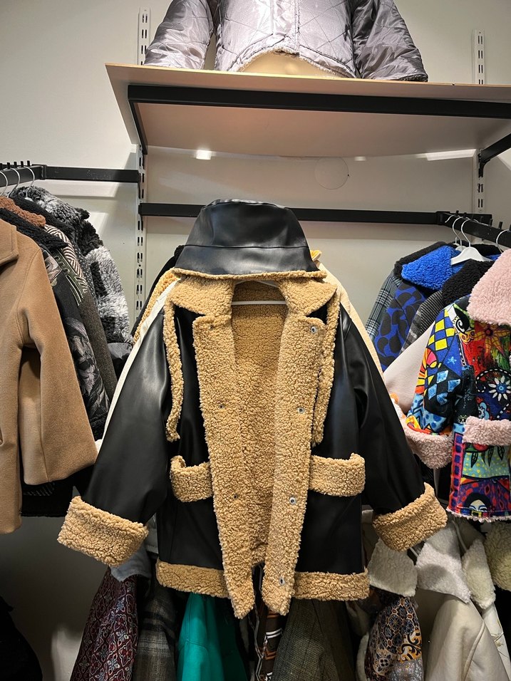 Kürklü Siyah Deri yumuşak çocuk mont şapka - Görsel 3