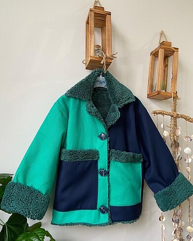 4 Yaş Beden Yeşil ve lacivert tasarım çocuk mont
