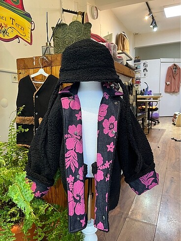 Pembe çiçek desenli çocuk mont şapka - Görsel 5