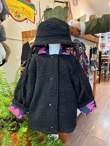 Pembe çiçekli çift taraflı çocuk mont şapka - Görsel 7