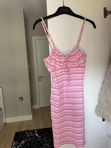 Bershka mini elbise