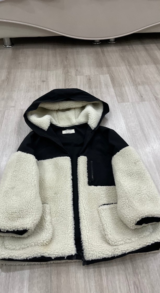Kapüşonlu pelüş unisex çocuk kabanı 9 Yaş - Görsel 3