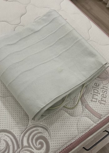 Beyaz Elektrikli Isıtıcı Battaniye - Görsel 2