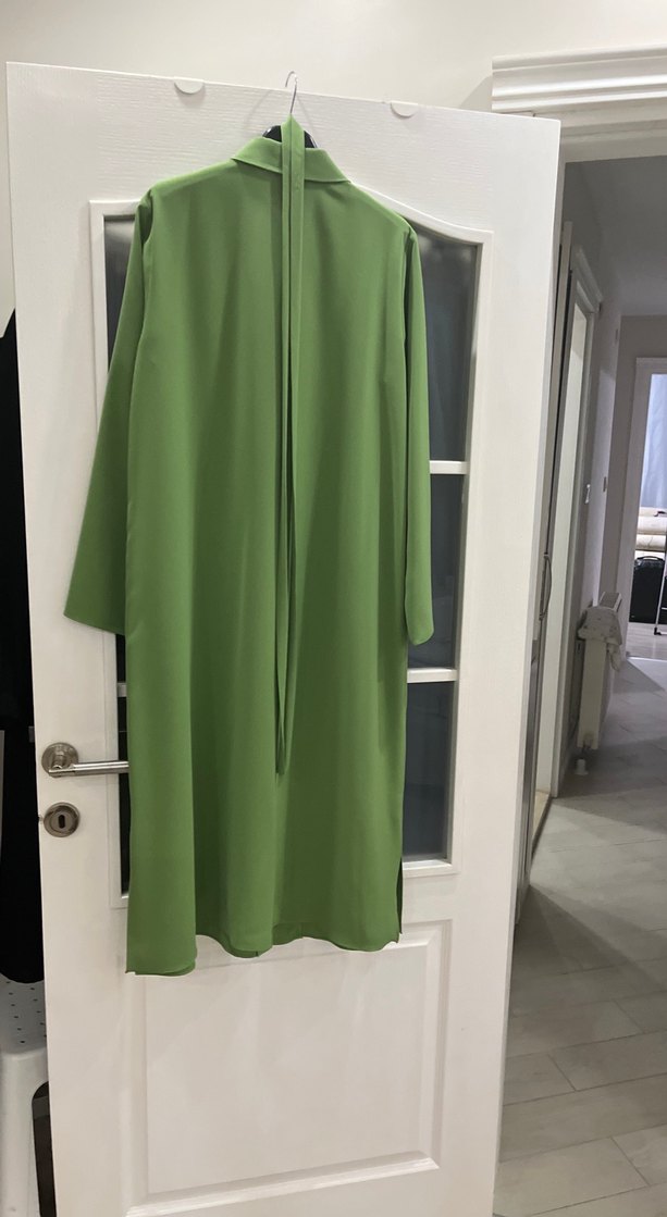 Düğmeli Yeşil Uzun Kollu Kadın Tunik - Görsel 2