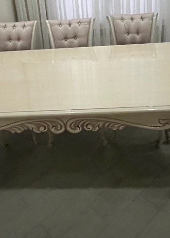 Beyaz Parlak Dekoratif Masa ve sandalye Takımı - Görsel 2