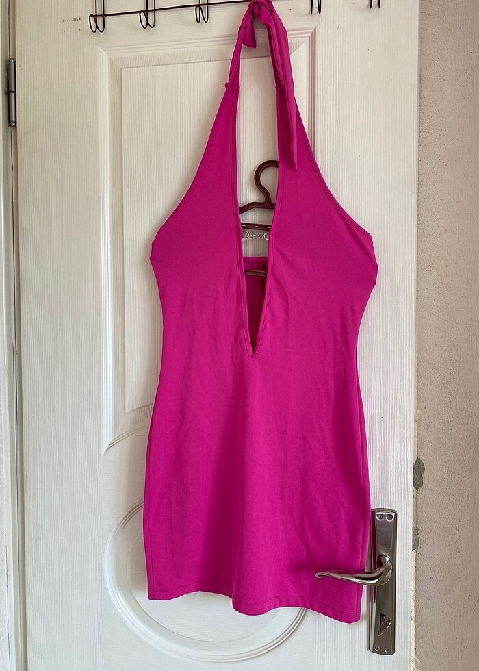 Boyundan bağlama elbise - Görsel 3