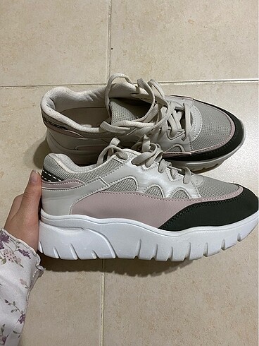 Spor ayakkabı - Görsel 2