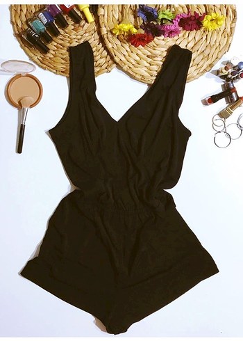 Siyah Drapeli Kısa Kadın Tulum - Görsel 2