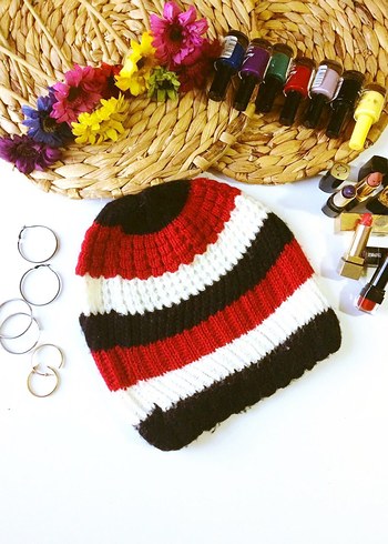 Beden (ST) KIRMIZI RENK BLOK ÇİZGİLİ ŞIK SPOR TİWİL UNISEX ŞAPKA BERE