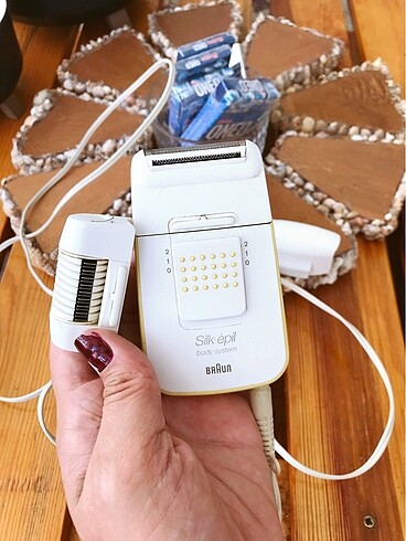 (ST) BRAUN SILKEPİL DEVİR AYARLI ÇİFT BAŞLIKLI EPİLATÖR SET