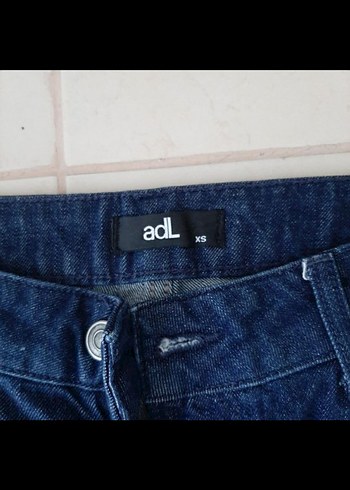 xs Beden Lacivert Kemerli Bol Kesim Midi Kot Pantolon