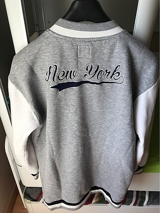 l Beden Az Kullanılmıştır Düğmeli Sweatshirt