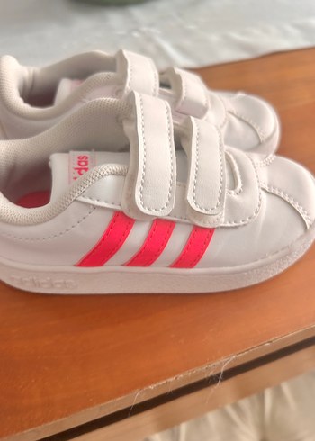 Beyaz Adidas Kız Çocuk Spor Ayakkabı - Görsel 3