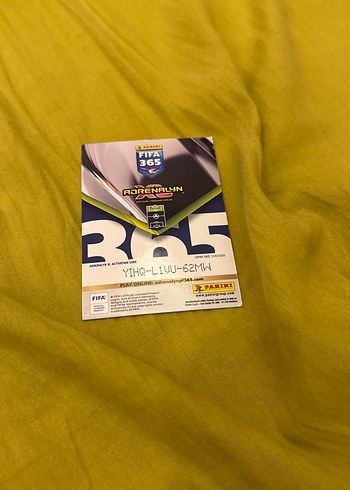 Altın Renkli Erkek Pop Kültür Rozeti - Görsel 2