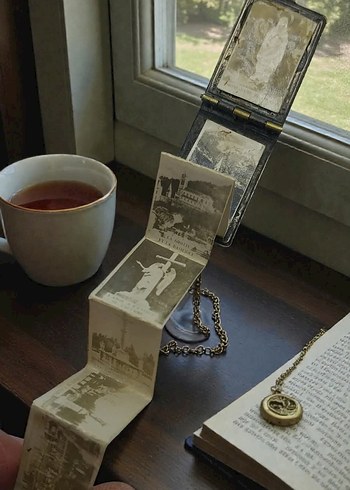 1800'ler Fransız Antika Akordiyon Fotoğraflı Bronz İkona Kolye - Görsel 2