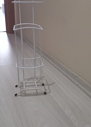 Beden Renk Ayaklı tuvalet kağıtlığı