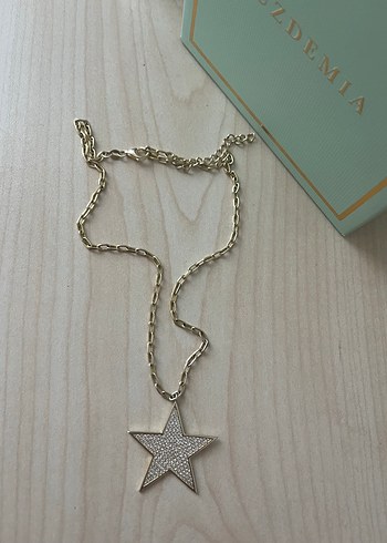 Beden Luzdemia 925 Gümüş Altın Kaplama Gold Yıldız Kolye