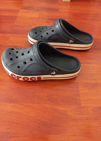 Crocs terlik