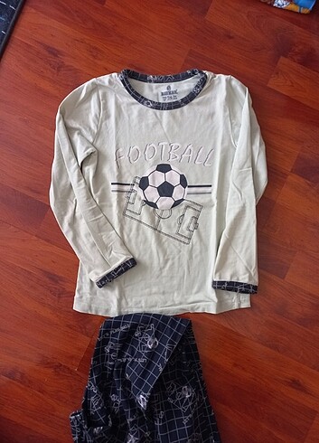 6 Yaş Beden Pijama takımı
