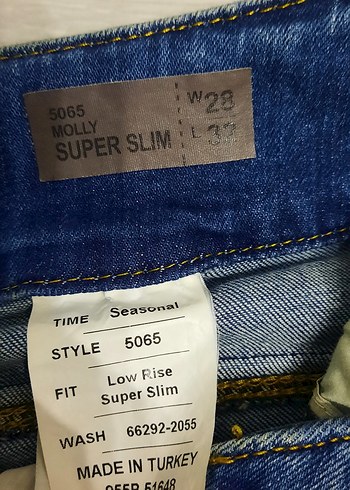 28 Beden Mavi Düğmeli Kadın Denim Pantolon