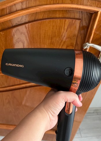 Grundig Siyah Saç Kurutma Makinesi