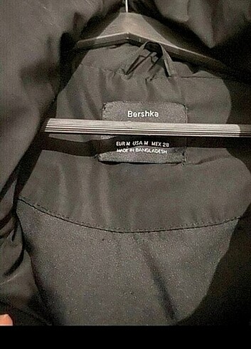 Bershka Mont.