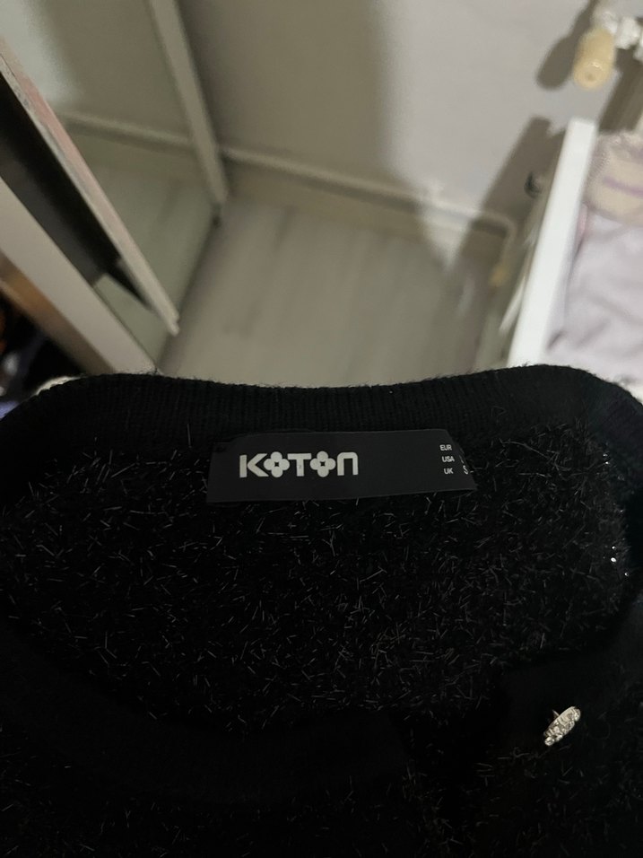 Düğmeli Siyah Örgü Kadın Hırka - Görsel 3