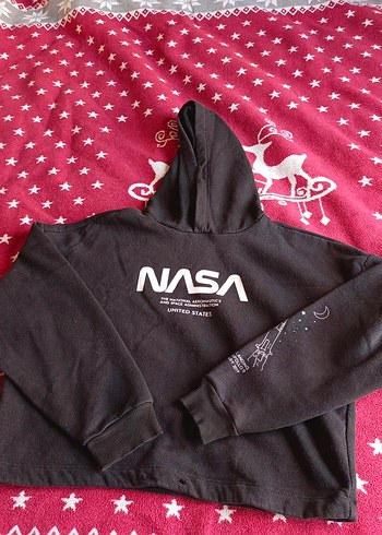 NASA Baskılı Kapüşonlu Siyah crop Sweatshirt