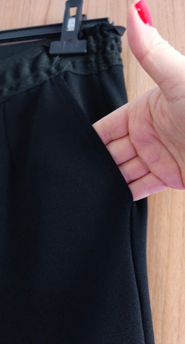 Kadın Siyah lastik bel Geniş Kesim Kumaş Pantolon - Görsel 4