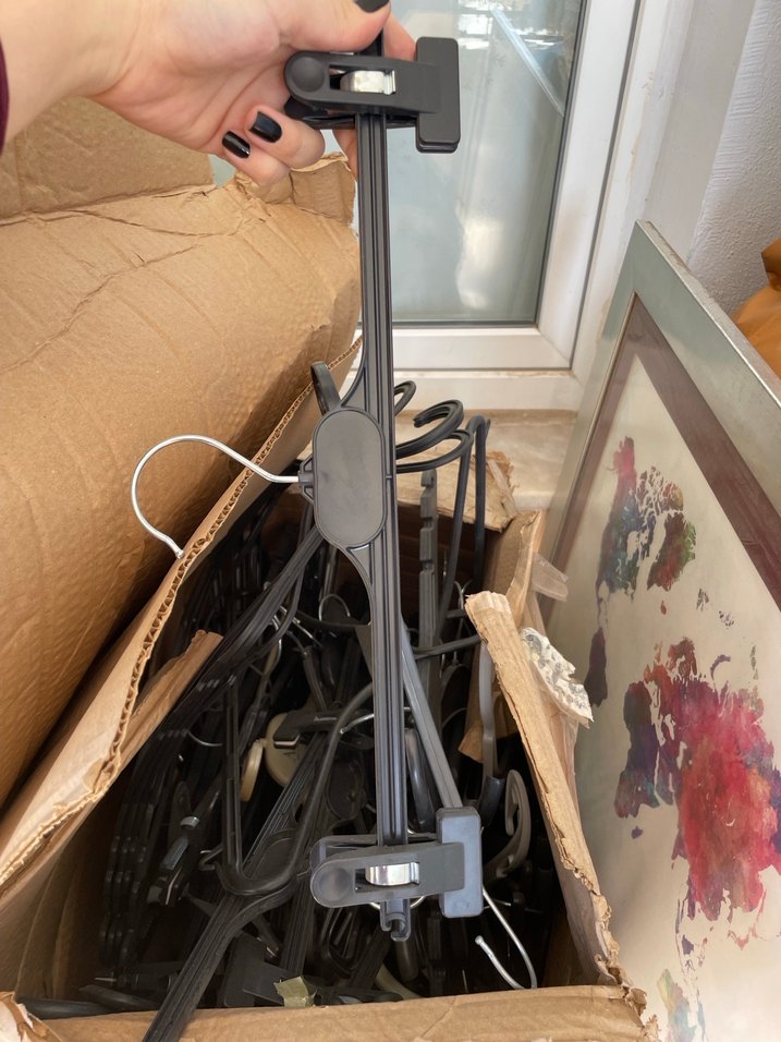 Siyah Plastik Askılar - Görsel 3