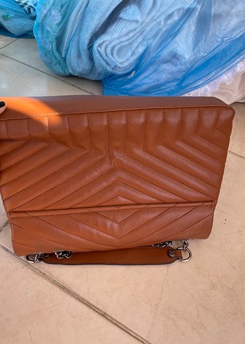 Zincir Detaylı Kahverengi Deri Kadın Çanta - Görsel 4